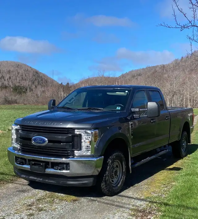 2019 F-250 Super Duty - great condition
