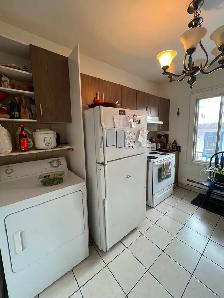 Grand 7 1/2 près du métro  | 4 chambres    terrasse   electros - Photo 3