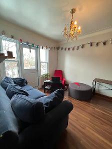 Grand 7 1/2 près du métro  | 4 chambres    terrasse   electros - Photo 9
