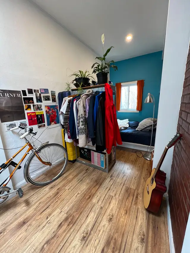 Grand 7 1/2 près du métro  | 4 chambres    terrasse   electros - Photo 12