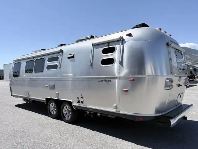 2014 Airstream 30FBQ BUNK - Photo 4