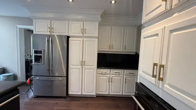Solid Wood Kitchen Cabinets   Granite Countertop & Sink - Photo 10