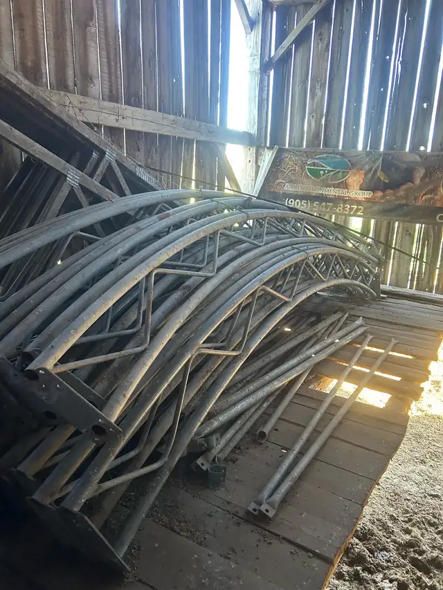 Coverall building