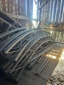 Coverall building