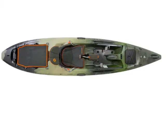 Wilderness tarpon 105 fishing kayaks in camo instock now -barrie - Photo 3