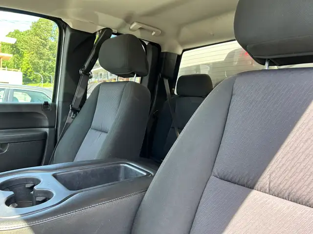 2013 GMC Sierra 1500 SL Cab - Photo 4
