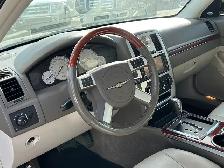2008 Chrysler 300 C 5.7L Hemi AWD - Photo 3