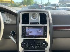 2008 Chrysler 300 C 5.7L Hemi AWD - Photo 7