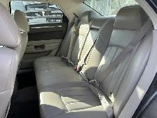 2008 Chrysler 300 C 5.7L Hemi AWD - Photo 11
