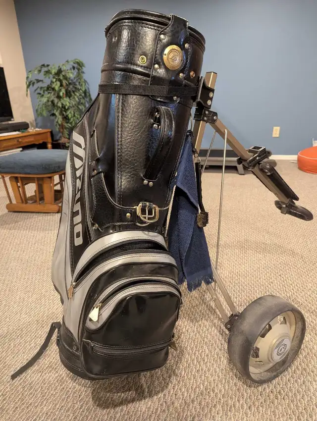 Left handed golf club set, bag, pull cart - Photo 3