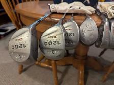 Left handed golf club set, bag, pull cart - Photo 4