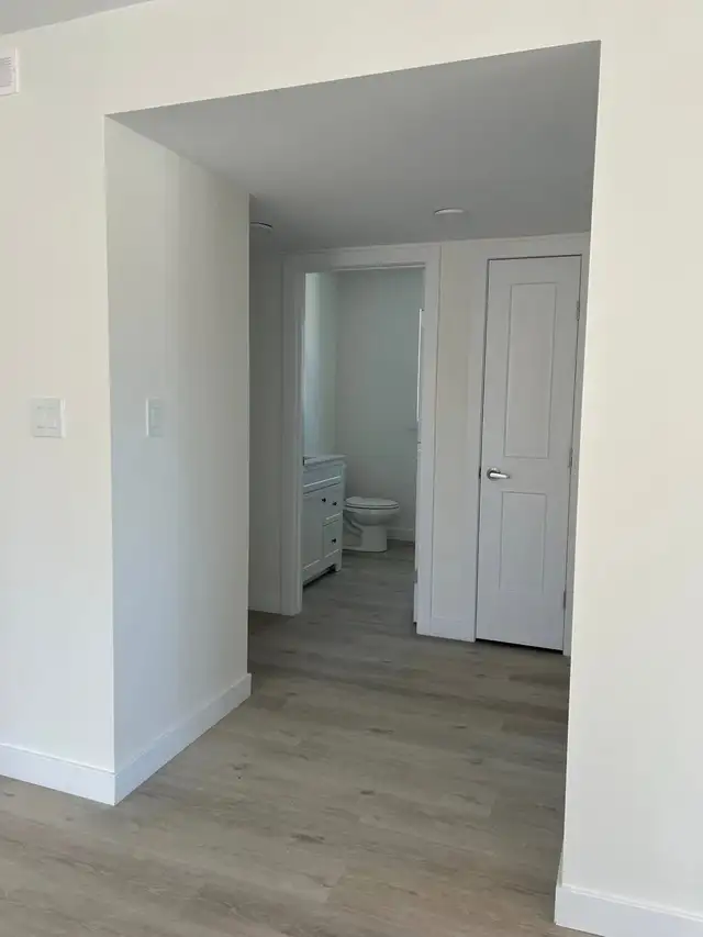 Lookin for a painter to paint you’re house - Photo 3