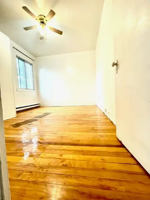 4-bedroom apartment near Plamondon Metro available on July 1 - Photo 6