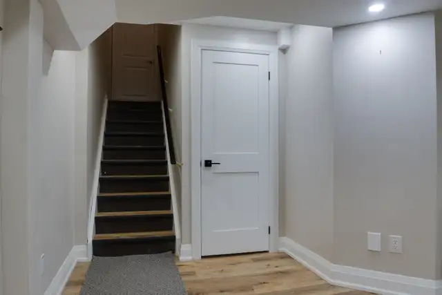 ONE SINGLE ROOM AVAILABLE FOR RENT KENNEDY AND MAYFIELD - Photo 5