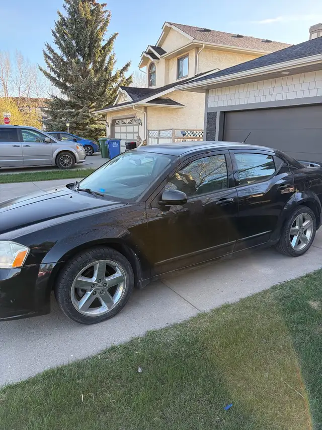 2011 Dodge Avenger SXT - Photo 6