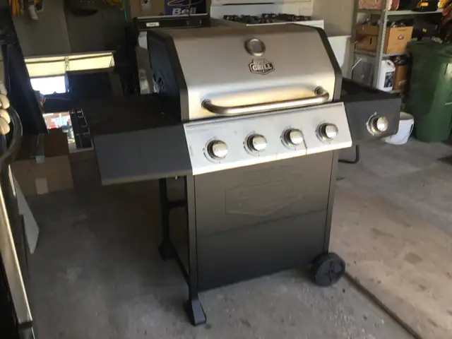 4 Burner Propane BBQ (Expert Grill) - Photo 4