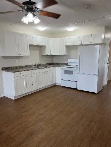 Spacious and newly renovated 2 Bedroom walk up in Val Caron.