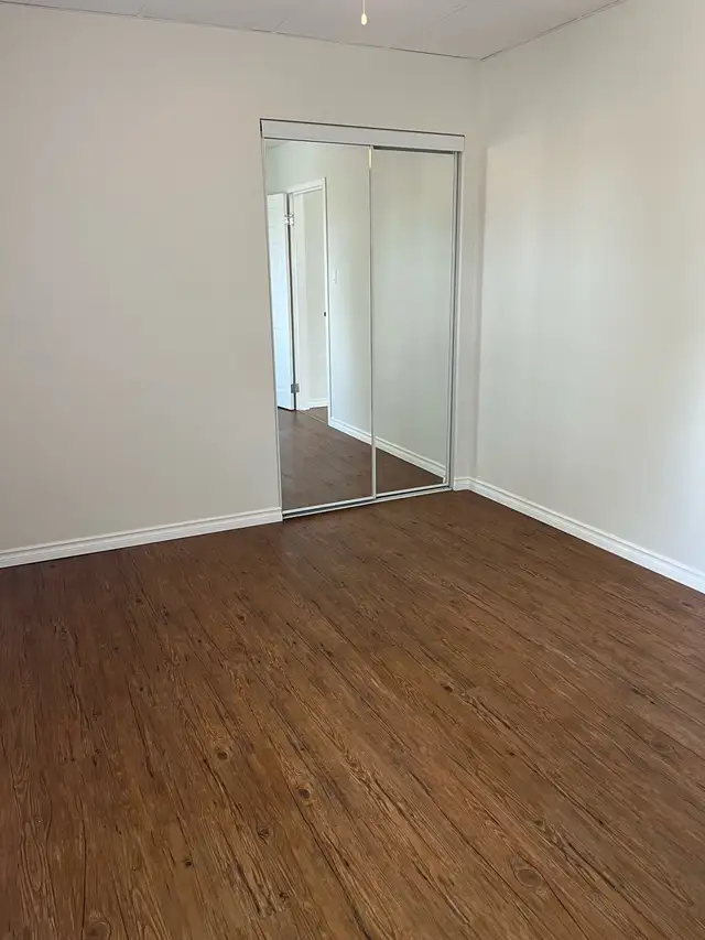 Spacious and newly renovated 2 Bedroom walk up in Val Caron. - Photo 9