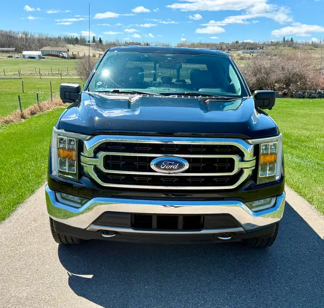 2021 Ford F150 XTR 4x4 2.7L Eco Boost XLT 87KM, VERY CLEAN! - Photo 2