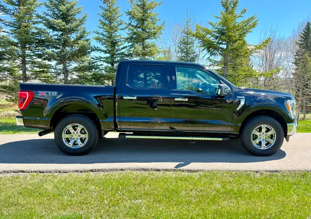 2021 Ford F150 XTR 4x4 2.7L Eco Boost XLT 87KM, VERY CLEAN! - Photo 4