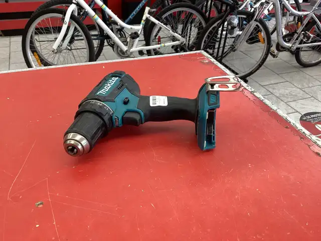 perceuse Makita - Photo 2