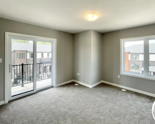 brand new 2 bed 2 bath luxury home for rent june 1st 22 arabella - Photo 4