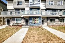 2021 Built 3 Bedroom Townhouse w/ LOW CONDO FEE!