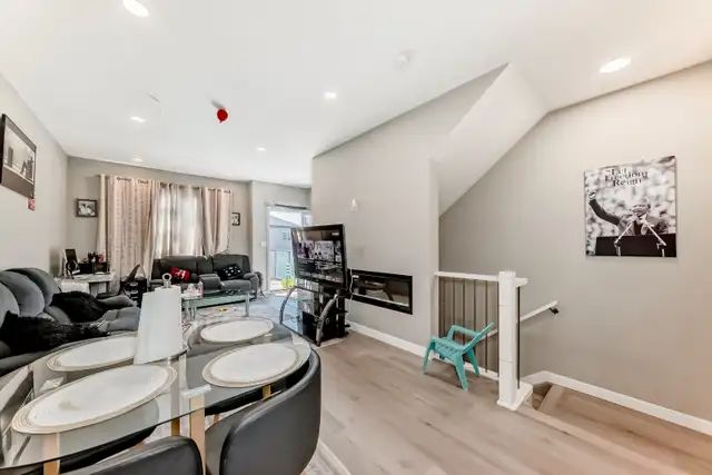 2021 Built 3 Bedroom Townhouse w/ LOW CONDO FEE! - Photo 3