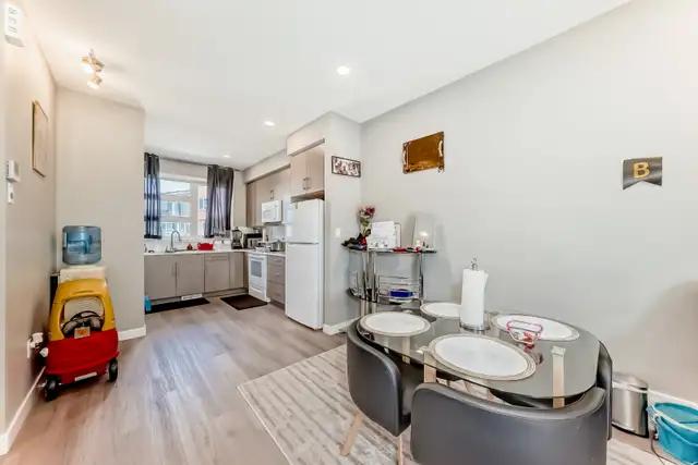 2021 Built 3 Bedroom Townhouse w/ LOW CONDO FEE! - Photo 8