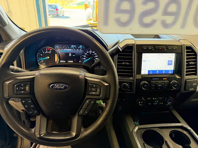 2021 Ford F250 Super Duty XLT 4x4 - Photo 7