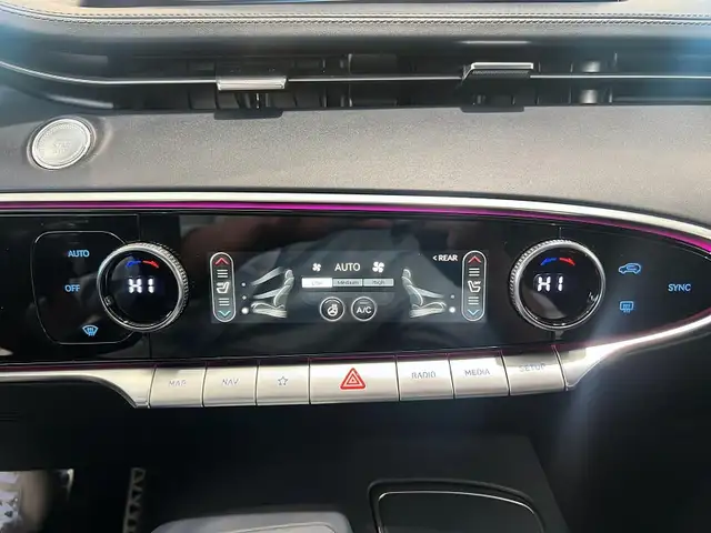 2025 GENESIS GV70 3.5T Sport Plus w/LSD Genesis Warranty-2028 or - Photo 8