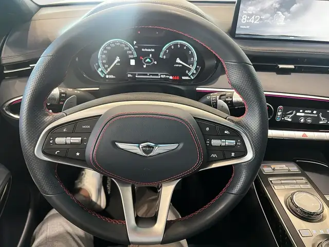 2025 GENESIS GV70 3.5T Sport Plus w/LSD Genesis Warranty-2028 or - Photo 10