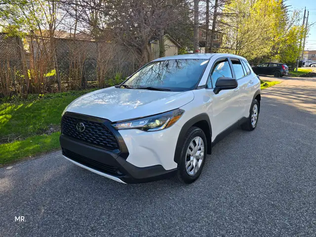 2022 Toyota Corolla Cross L Heated Seats, Reverse Camera , Andro - Photo 2