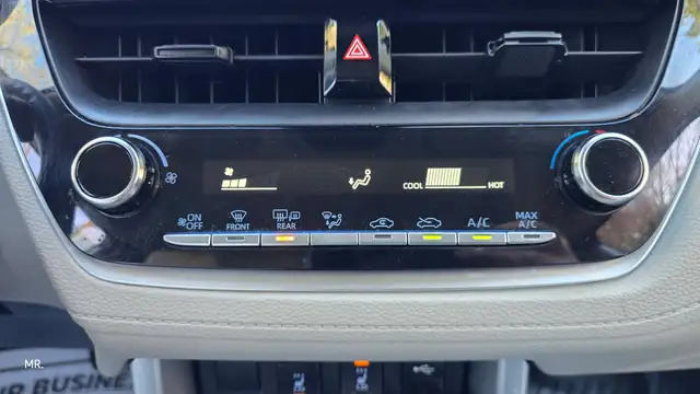2022 Toyota Corolla Cross L Heated Seats, Reverse Camera , Andro - Photo 15