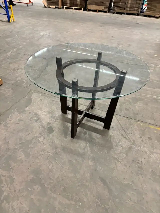 TABLE BASSE - 125 $ -