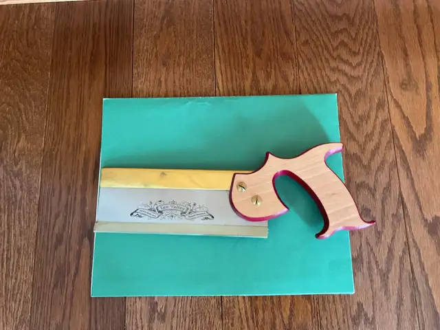 LEE VALLEY PAX RIP PATTERN DOVETAIL SAW - Photo 3