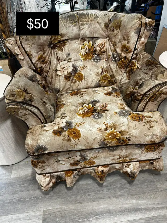 Assorted furniture for sale (Gently used) - Photo 5