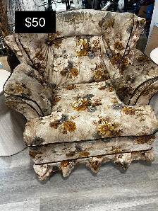 Assorted furniture for sale (Gently used) - Photo 5