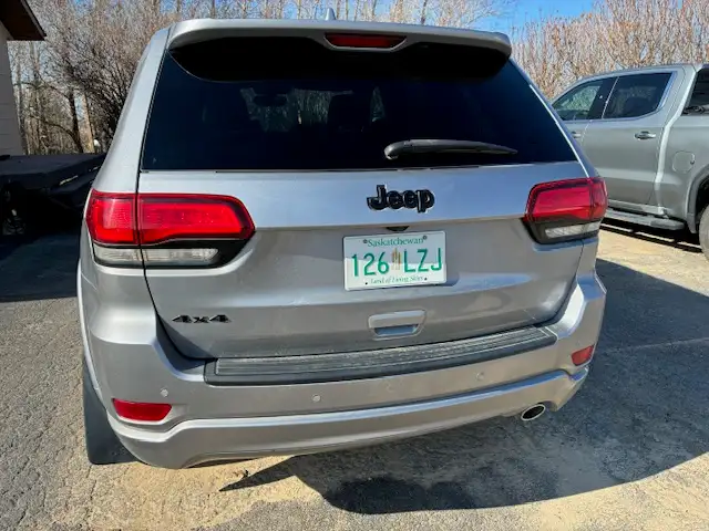 Jeep Grand Cherokee 2020  47,600 klms Ituna Sask - Photo 3