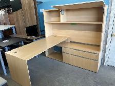 Desks/ Lacasse L-Shape 6x6 station with hutch only $550 exce con - Photo 2
