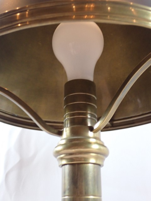 Brass Table Lamp - Photo 3