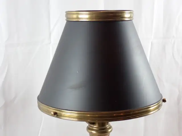 Brass Table Lamp - Photo 4