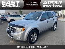 2011 Ford Escape XLT AWD V6 : Low Mileage