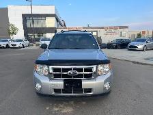 2011 Ford Escape XLT AWD V6 : Low Mileage - Photo 3