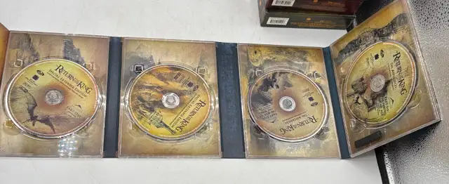 Lord of the Rings: Extended DVD Trilogy Box Sets - Photo 5