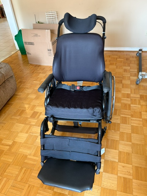 Concept 45 Wheelchair – Tilt/Recline Style – Excellent Quality