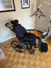 Concept 45 Wheelchair – Tilt/Recline Style – Excellent Quality - Photo 3