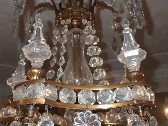 Vintage Chandelier - Photo 6