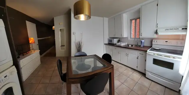 Exceptionnel ! Logement 3 1/2 meublé face au parc – Métro à 5' - Photo 5
