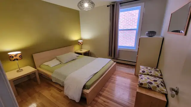 Exceptionnel ! Logement 3 1/2 meublé face au parc – Métro à 5' - Photo 6